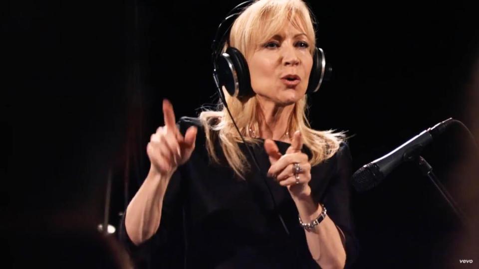  MP Tracy Brabin shows off her vocal skills on the track