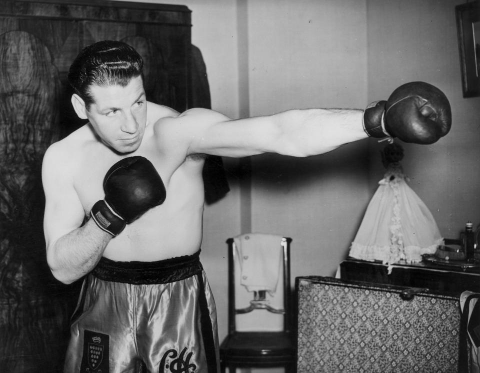  Cornwall-born boxer Len Harvey was a legend in his day