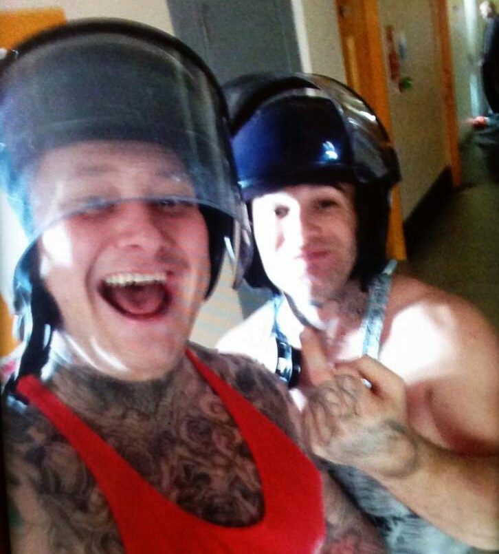  Carl Brookes and Ross Queen pose for selfie during prison riot