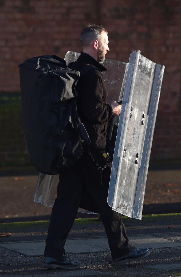  Specialist prison officers are seen outside HMP Birmingham this morning after a 12 hour riot took place yesterday