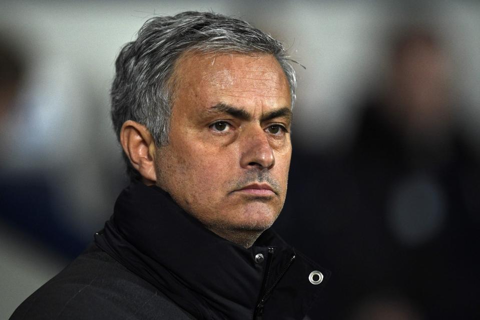  Man United want to keep Jose Mourinho for 10 years