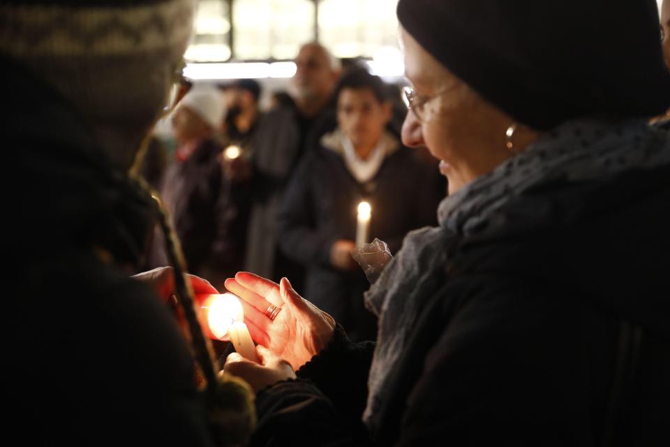  Berliners show solidarity during the tragedy