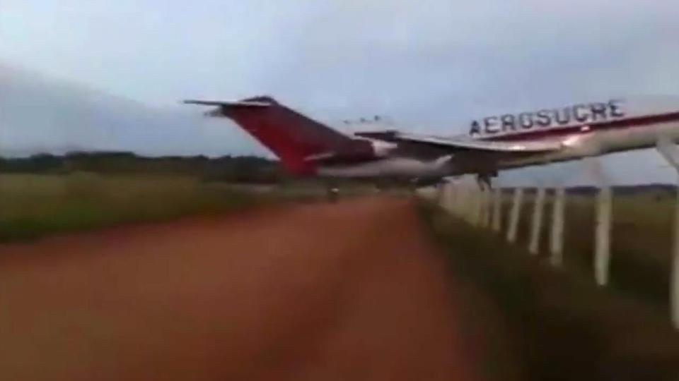  Footage shows the Boeing 727 aircraft overshooting the runway