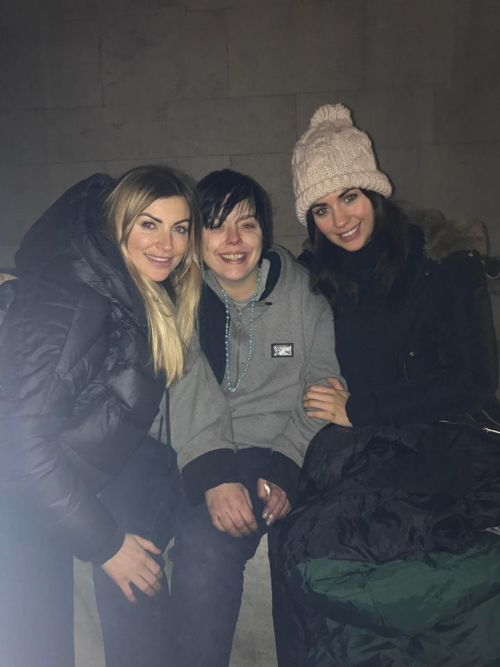  Page 3 girls Sam (left) and Holly (right) with homeless woman Joanne who they met while sleeping rough for the night