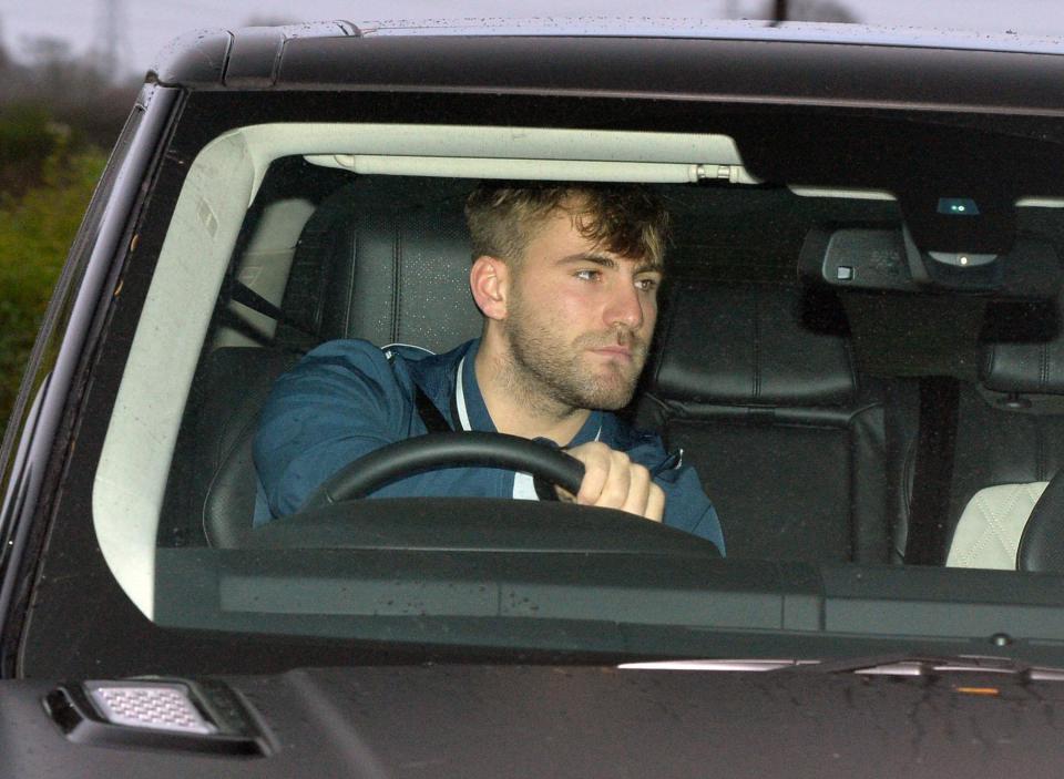  Luke Shaw has finally passed his driving test . . . four years after his first lesson