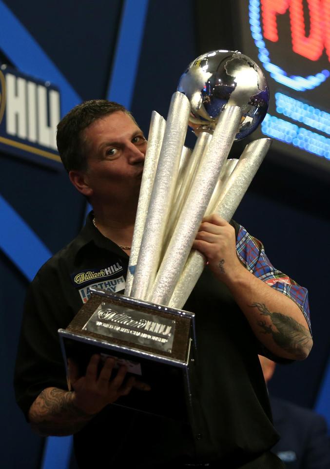  Last year's champ Gary Anderson pockets a lot more money than if he were in the BDO