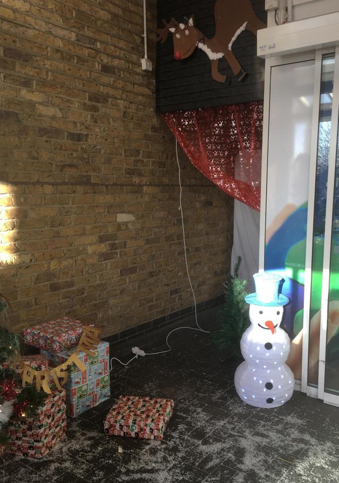  Shoppers have ridiculed Tesco for the shabby grotto