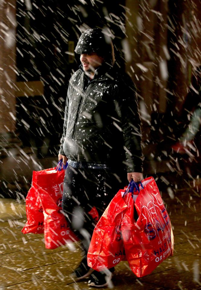  The freezing temperatures did little to deter shopping from hitting the high street