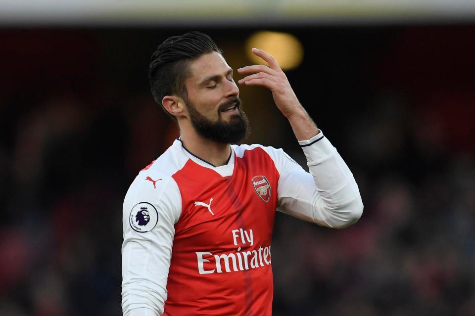  Olivier Giroud shows his frustration during the first half