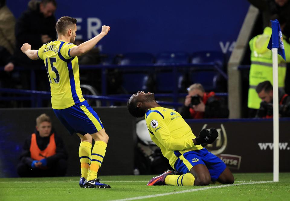  Everton secured three points in their last outing against Leicester