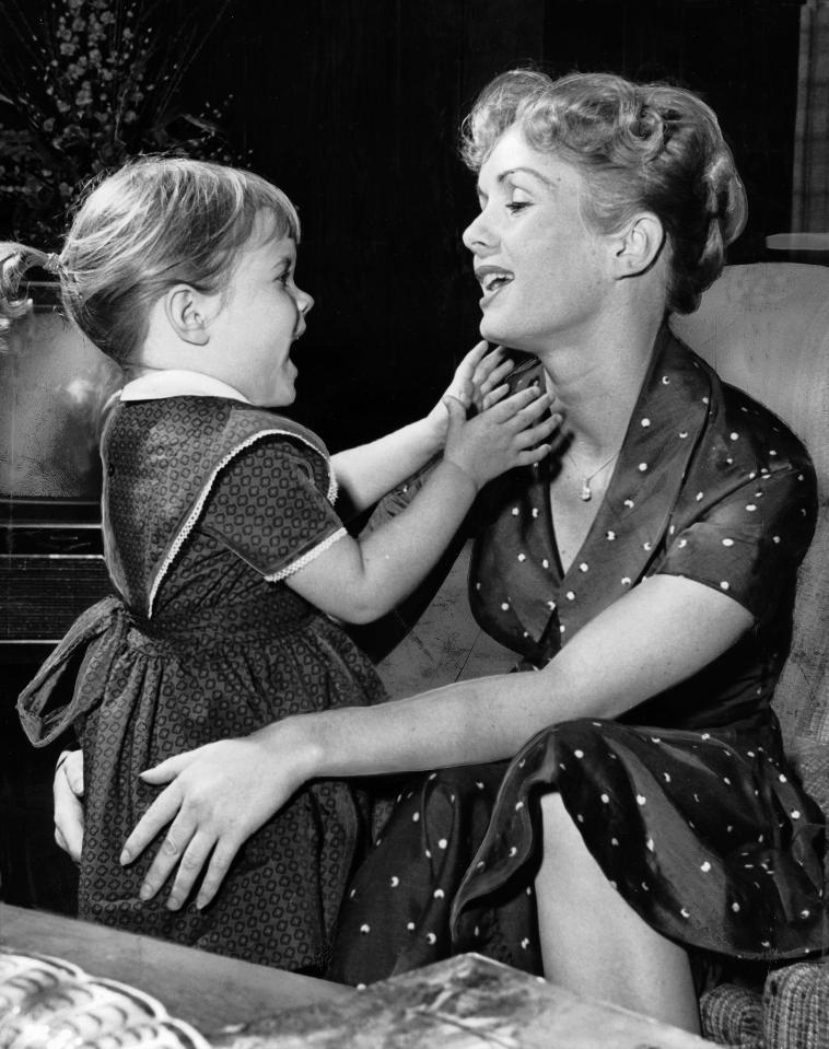  Carrie's mum Debbie Reynolds penned an emotional thanks to her daughter's fans after the tragic loss