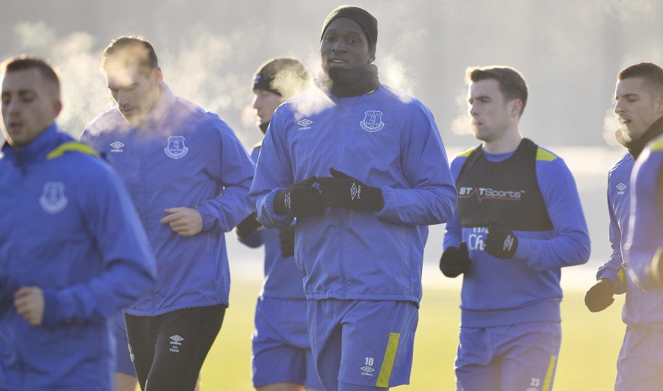  Lukaku and the boys limber up for Friday's trip to Hull