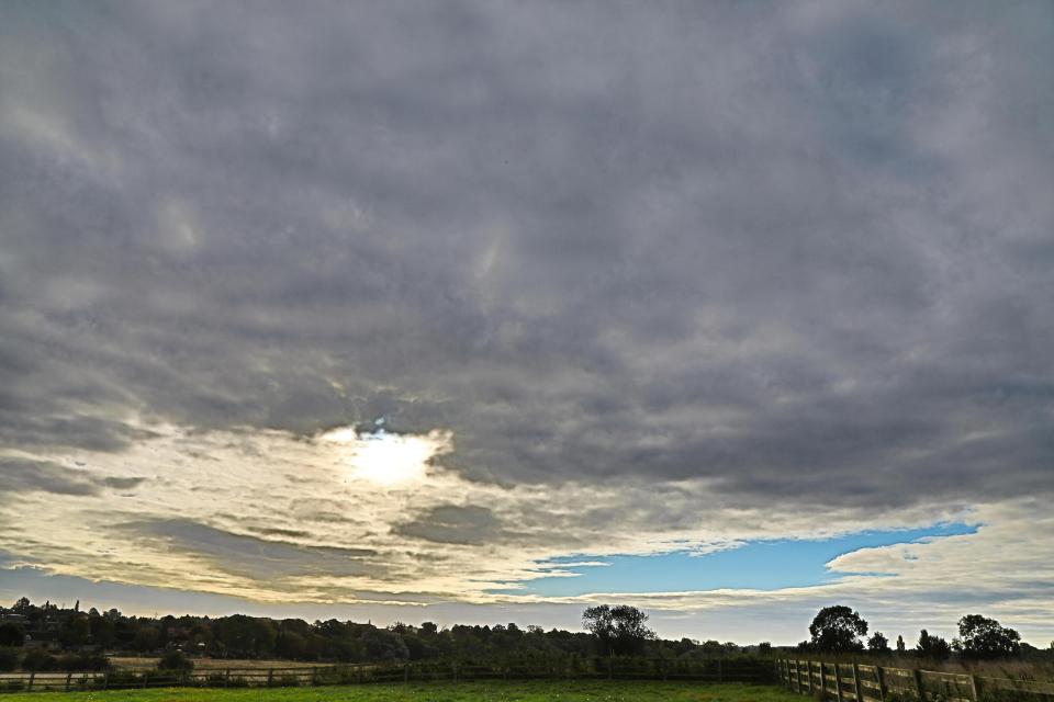  March will remain cold, with the occasional mild day