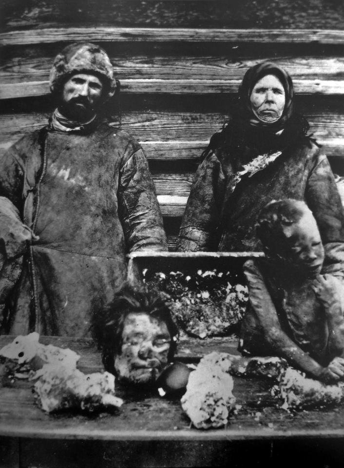  A couple sell body parts, including a human head and the corpse of a child, during the Russian famine