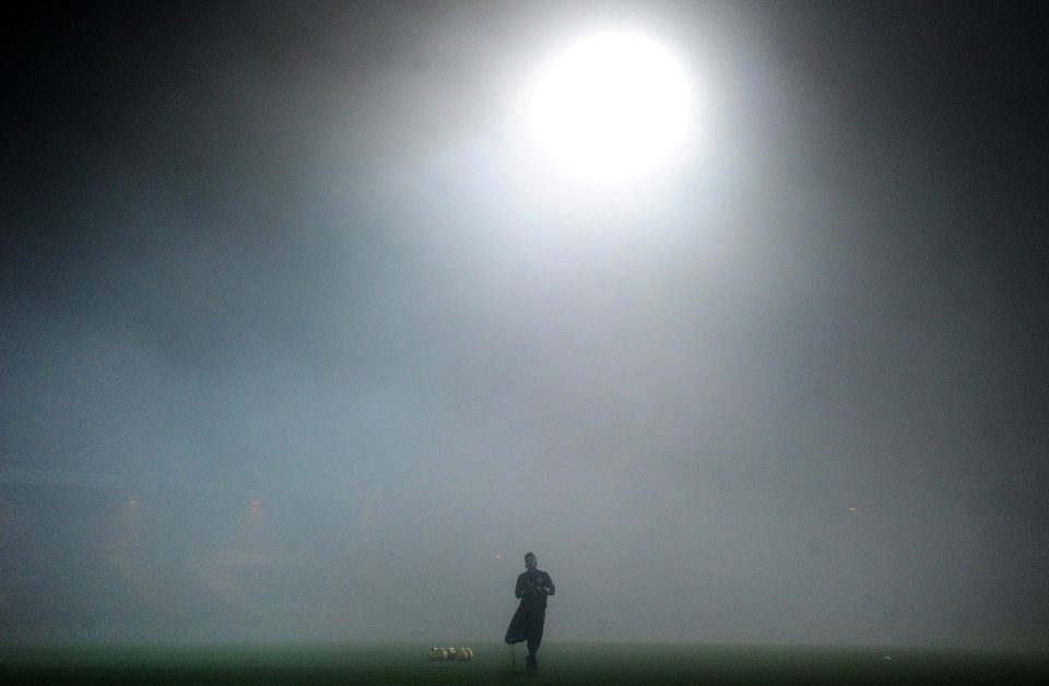  The ref decided the game between Yeovil and Pompey would go ahead