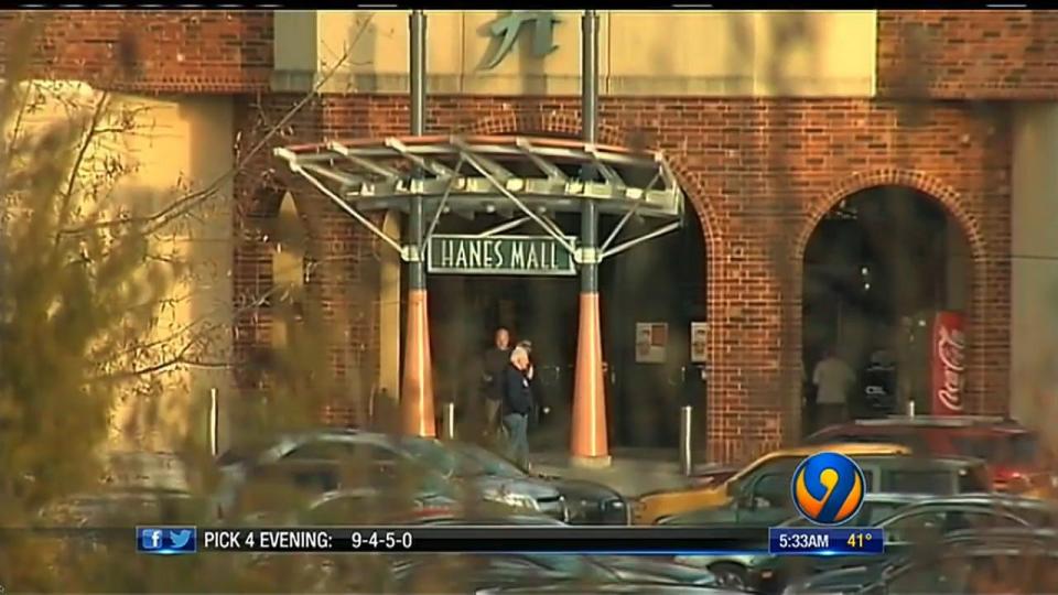  The incident happened at Hanes shopping mall in Winston-Salem, in the US