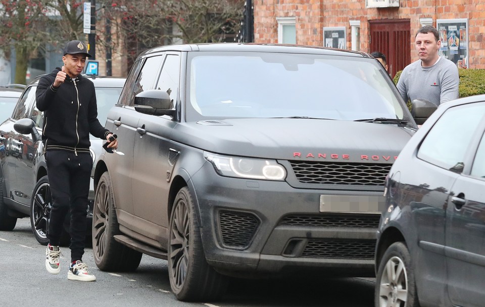  Jesse Lingard headed out with friends for breakfast