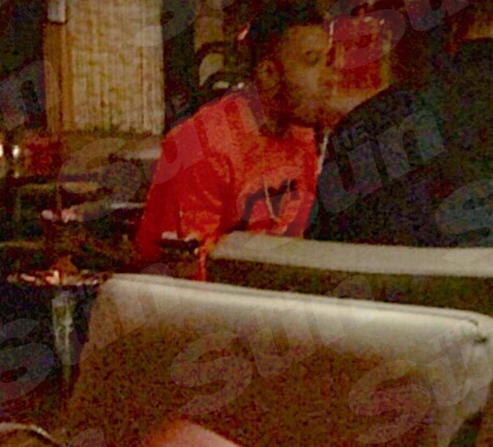  Memphis Depay smokes the shisha pipe in a hookahbar in Holland on Sunday