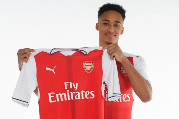  Arsenal confirmed the signing of Cohen Bramall on Tuesday