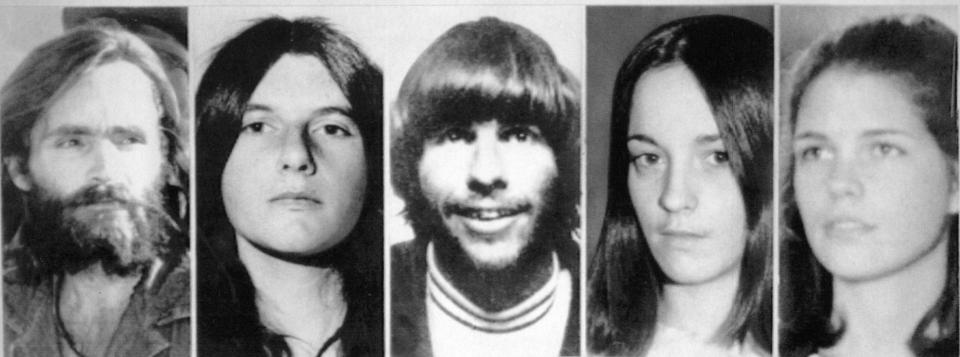  Manson, left, with Patricia Krenwinkle, second left, Susan Atkins, second from right, Leslie Van Houten, right. and centre Manson’s chief lieutenant Charles “Tex” Watson in the centre