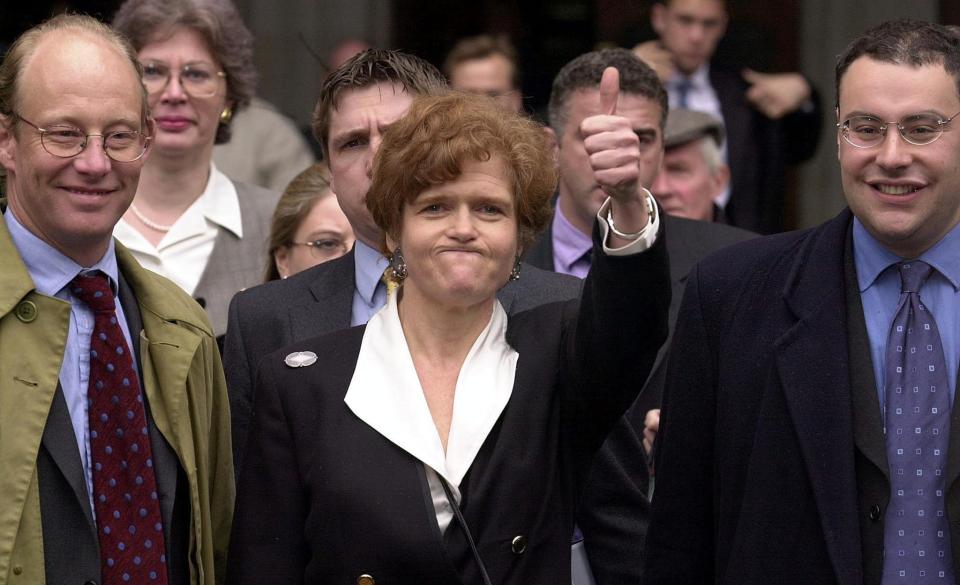  Deborah gives the thumbs up after her victory in 2000