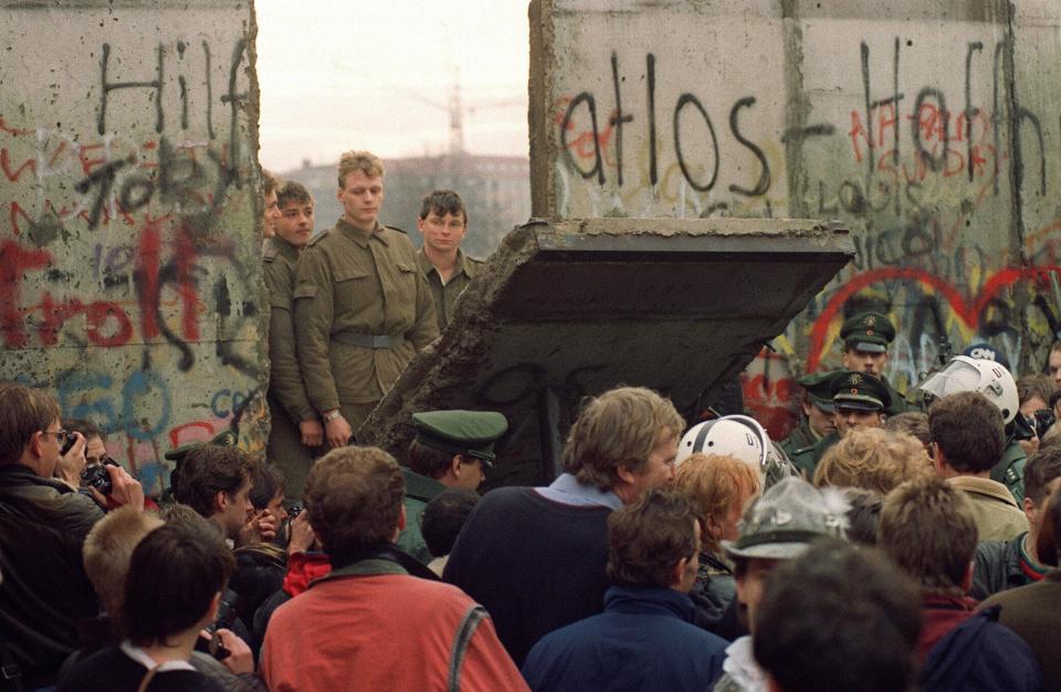  World-changing . . . fall of Berlin Wall in 1989