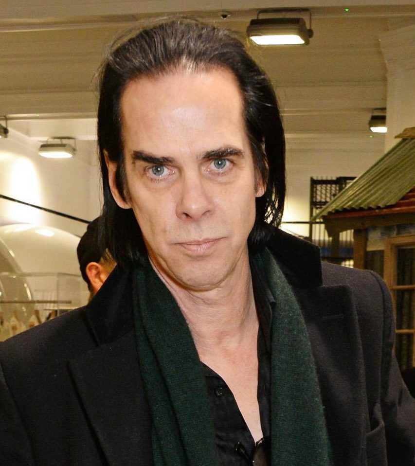  Nick Cave says he felt 'completely hopeless' after death of son Arthur