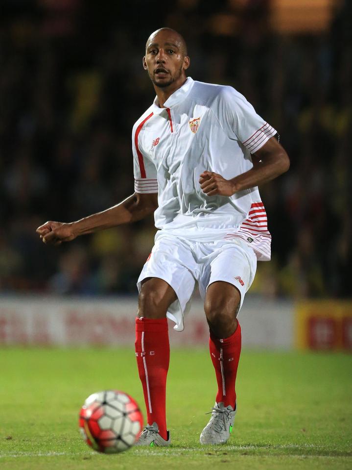  Steven N'Zonzi has caught the eyes of Chelsea and Manchester City