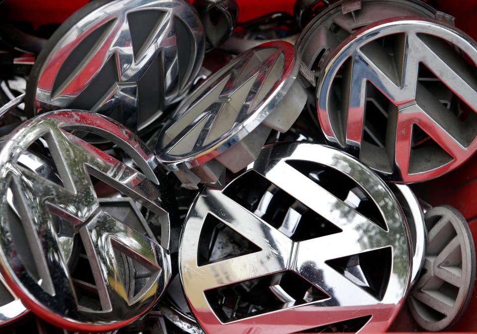  Volkswagen are being sued by ten thousand British motorists who want £3,000 compensation each