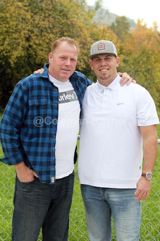  Thomas Markle with son Tyler, who promised his dad is now in recovery for his drink problem