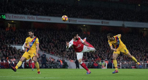 Olivier Giroud produces an incredible scorpion kick for Arsenal against Crystal Palace