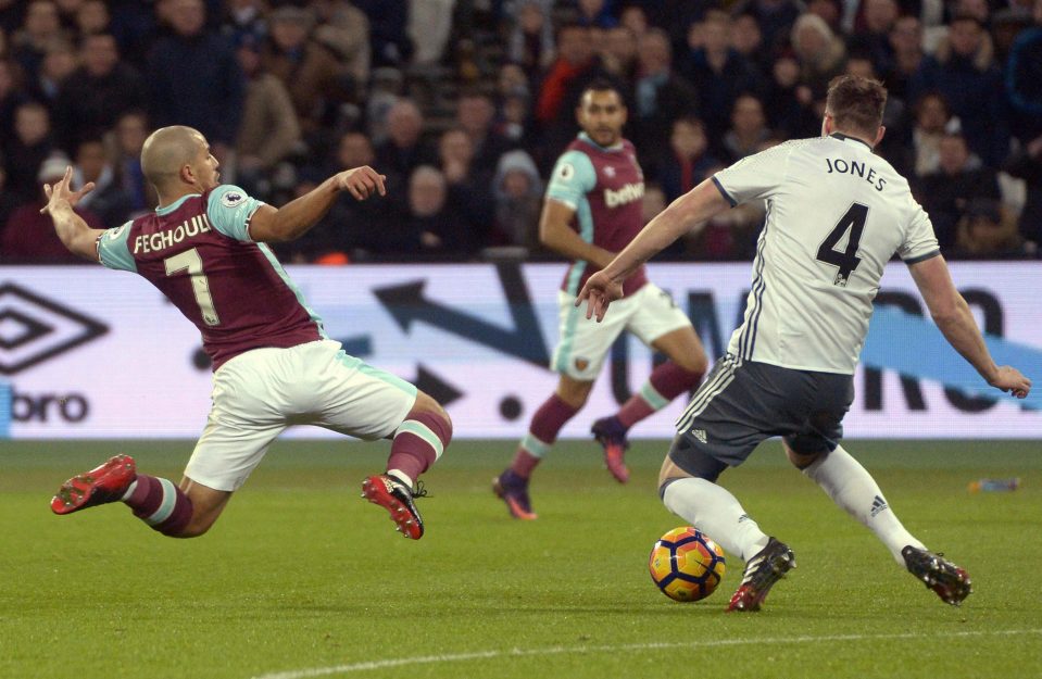  Sofiane Feghouli was sent off for this tackle