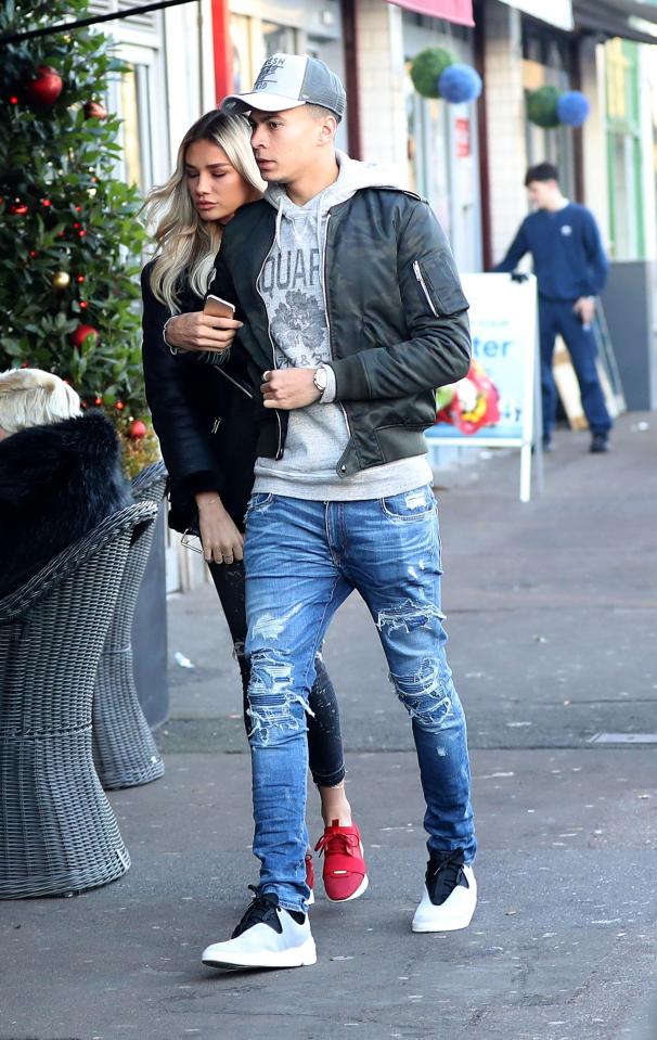  Alli and his model girlfriend ate at miracles on December 29