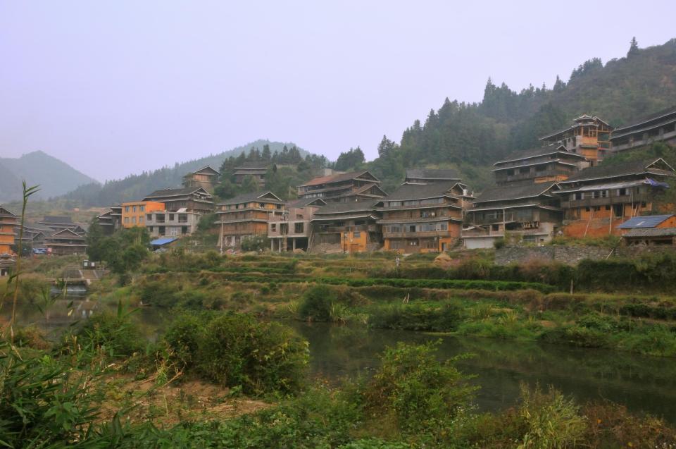  Archaeologists excavated the tomb in the ancient city of Chengyang