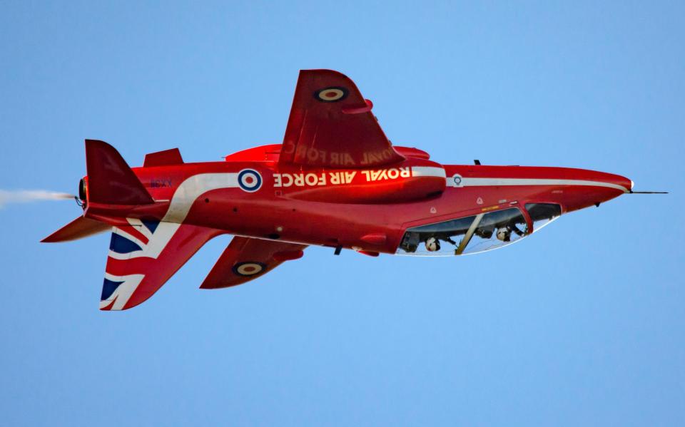  A pilot travels at incredible speeds while upside down