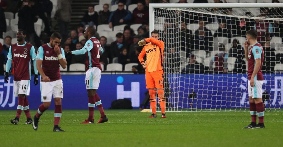  West Ham collapsed as they crashed to a humiliating 5-0 defeat to Manchester City