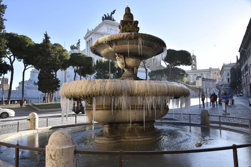  Several fountains have completely frozen over in Rome