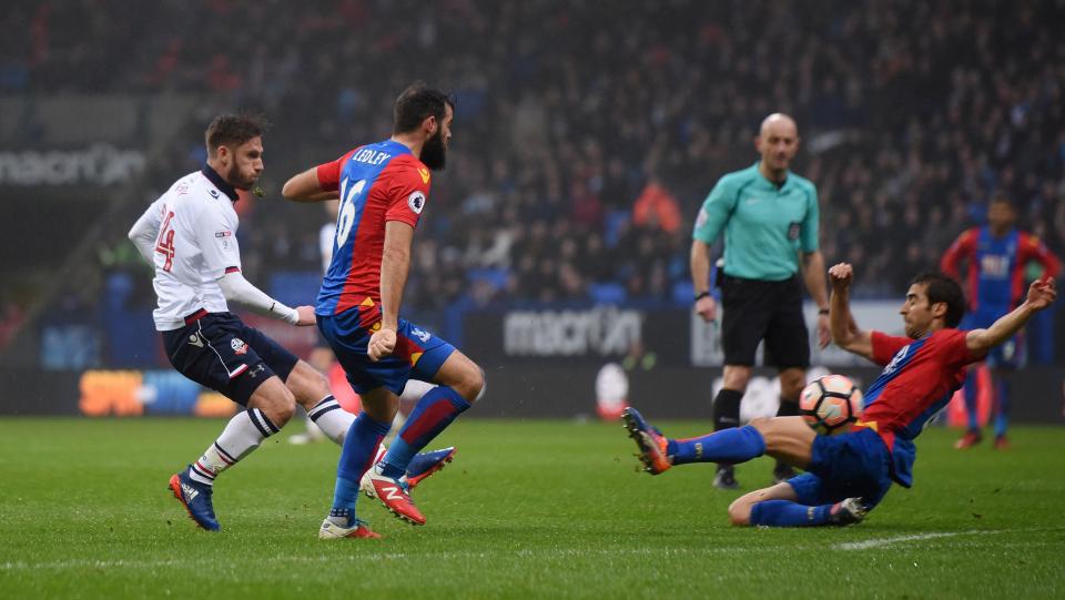  Crystal Palace struggled to make an impression away to Bolton in the FA Cup