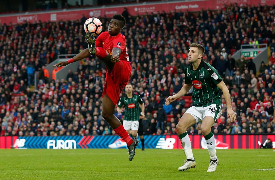  Sheyi Ojo struggled to get too much joy from the Plymouth defence