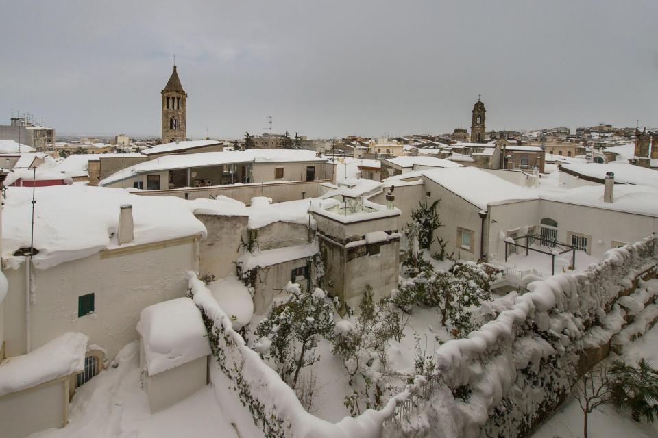  Rural areas like Santeramo in Puglia, Italy, have been completely blanketed in snow