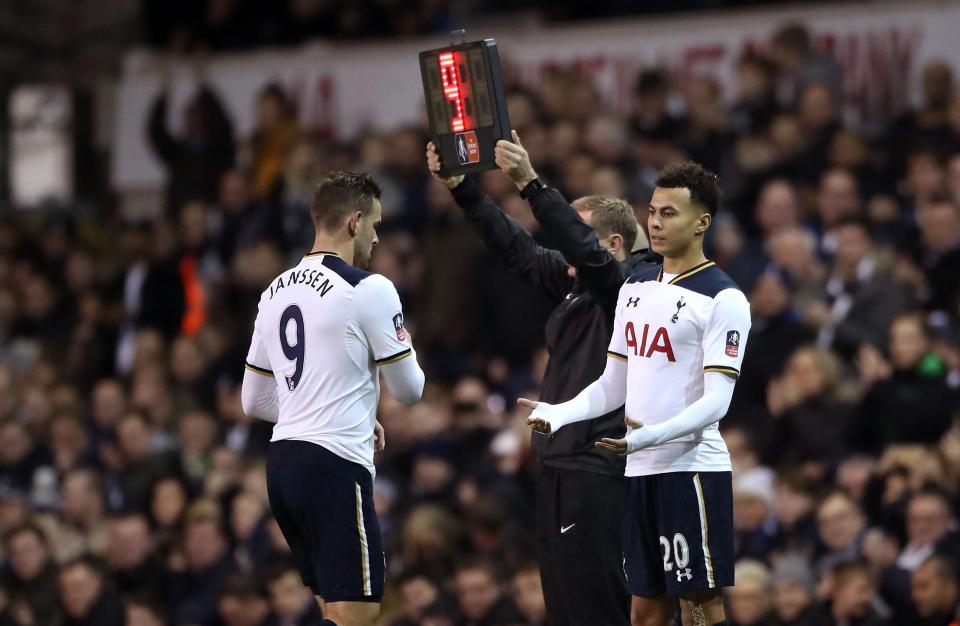  Vincent Janssen had a poor game and fans were not happy with his performance