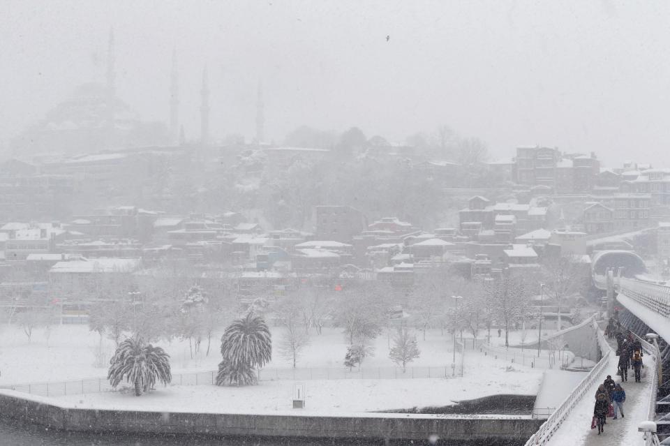  A snow storm blankets Istanbul, Turkey