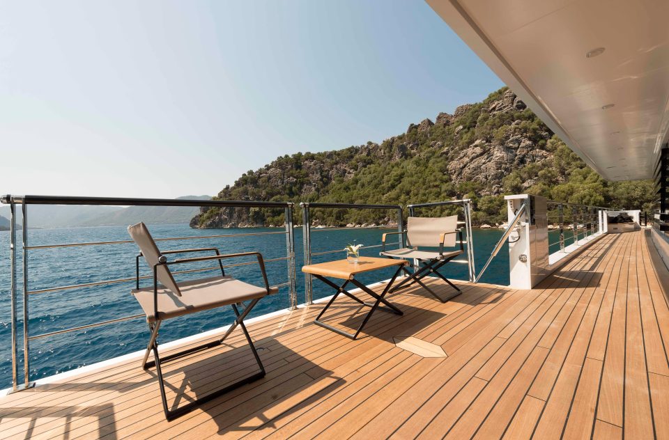  The outside area of the ship features port and starboard fold out sections and an extendable bathing platform as well as plenty of relaxation space