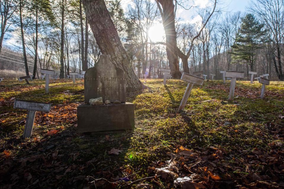  “Brain specimens were harvested from deceased residents and stored in jars of formaldehyde, put on display in the hospital lab," said Abandoned NYC.