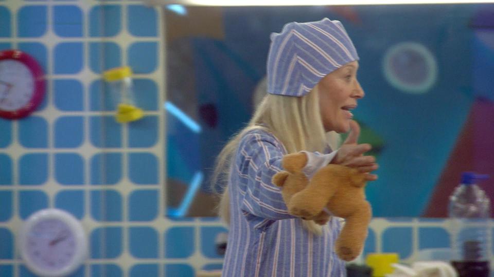  Angie managed to keep hold of her teddy bear throughout the argument