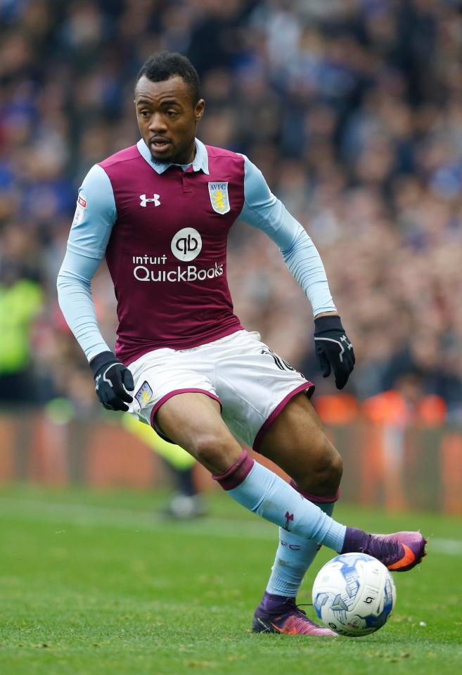  Jordan Ayew has left Aston Villa to join Premier League side Swansea