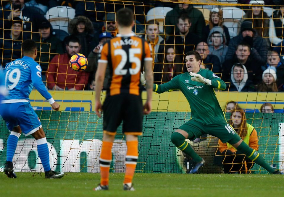  Nice one, Stan...Junior Stanislas puts Bournemouth ahead from the spot