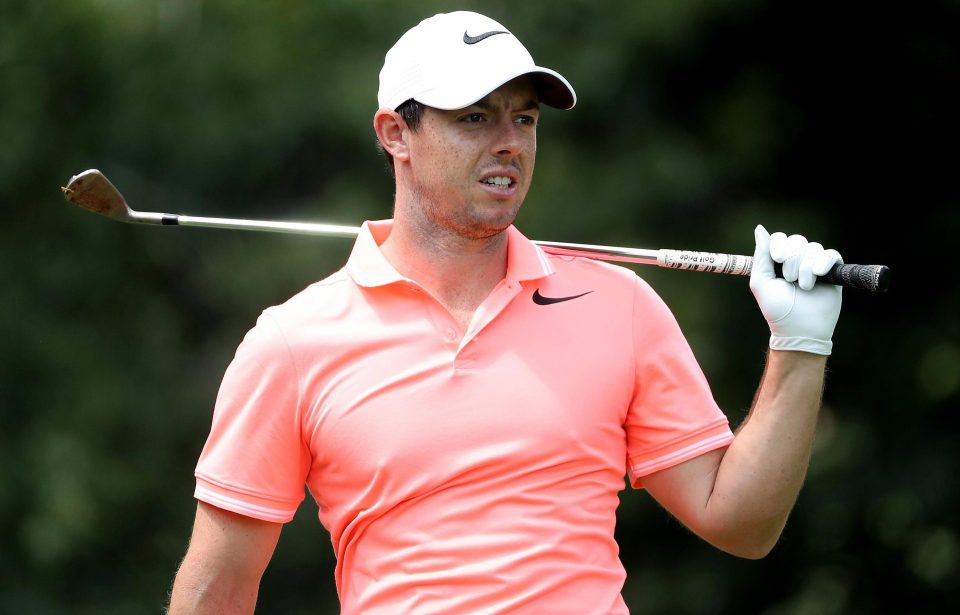  Rory McIlroy will be ruled out of action until March with a fractured rib