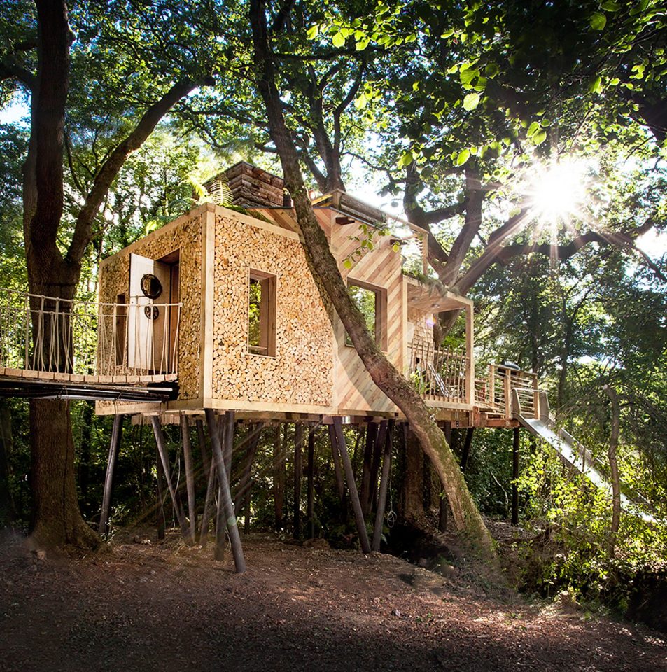  The Woodman’s Treehouse boasts its own sauna, rotating fireplace and pizza oven