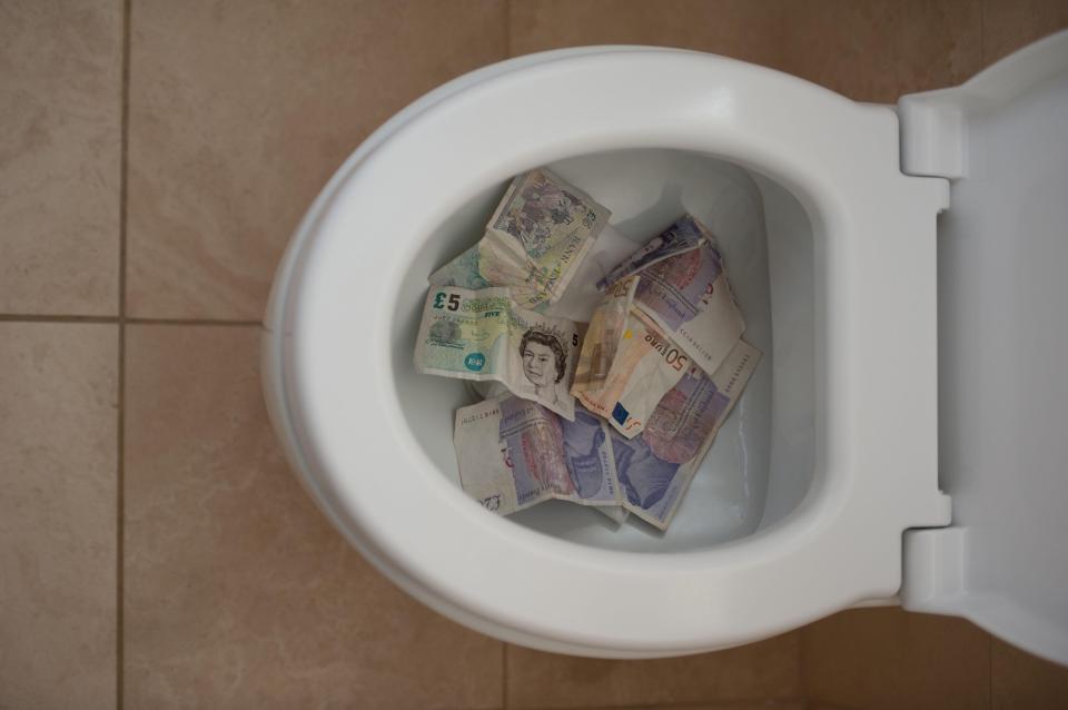  Putting a penny in a jar each time you go to the toilet to 'spend a penny' could net you £250 over a year